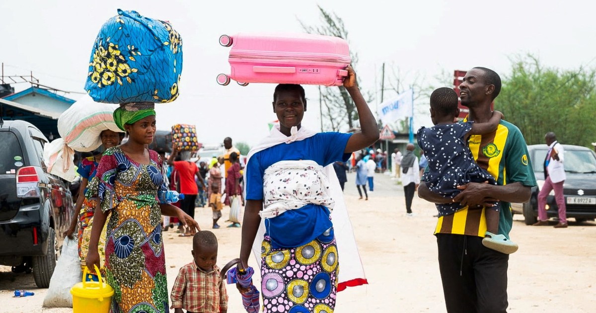 Hundreds return from Burundi to DRC as border shut by M23 fighting reopens
