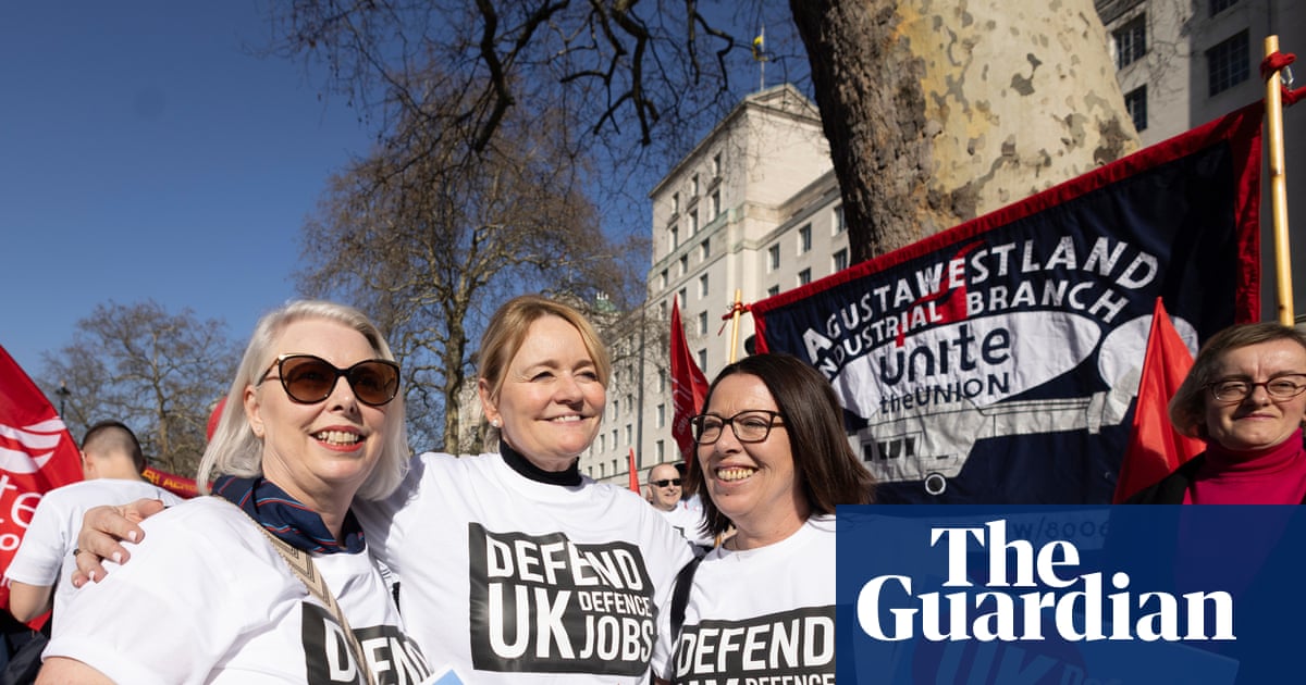 Reeves must back defence investment plan or be sacked, says Unite union boss