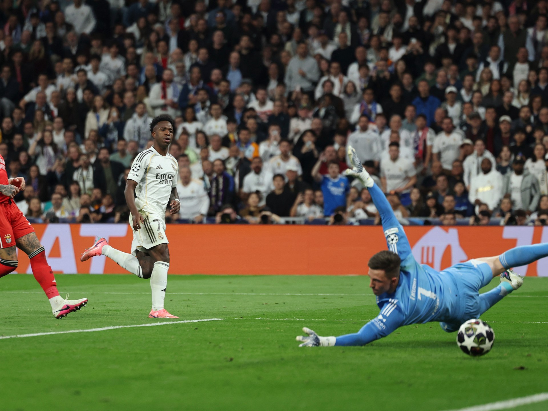 Vinicius hits winner as Real Madrid eliminate Benfica from Champions League