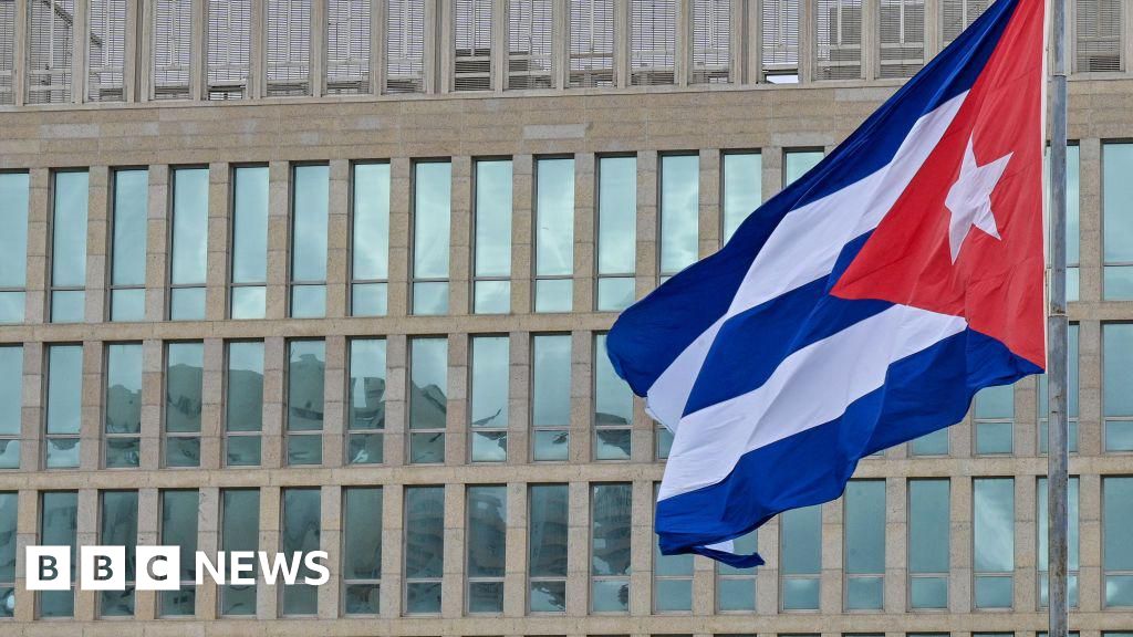 Four shot dead on US-registered speedboat by border guards, Cuba says