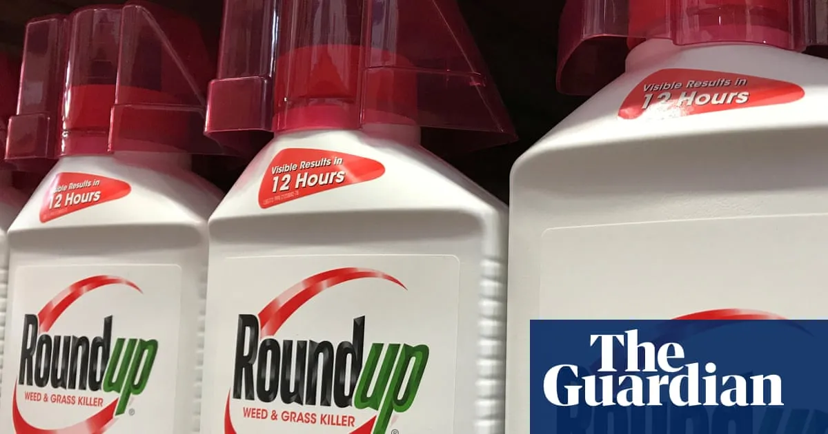 Lawyers for US cancer sufferers challenge Bayer’s $7.25bn Roundup settlement deal