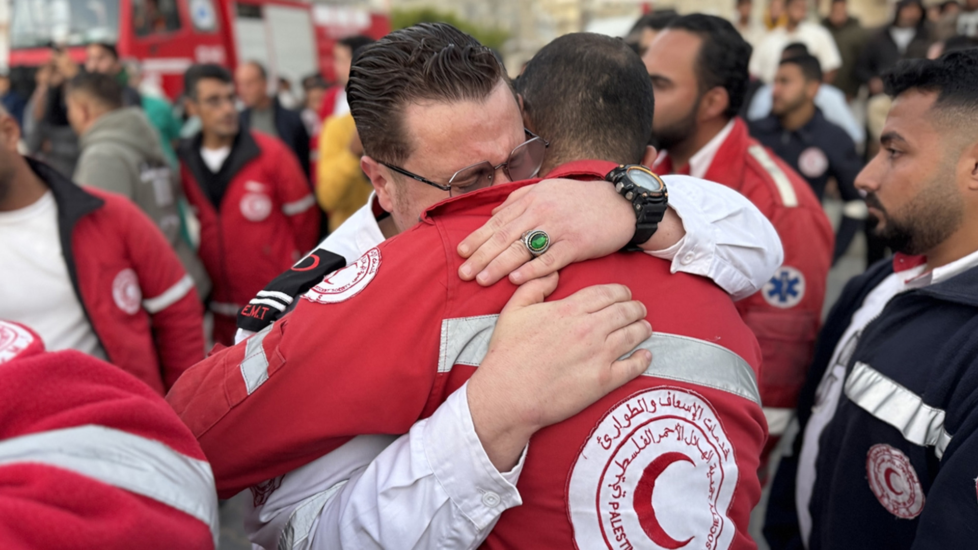 Israeli forces fired 900 bullets at Gaza medical convoy, new report reveals