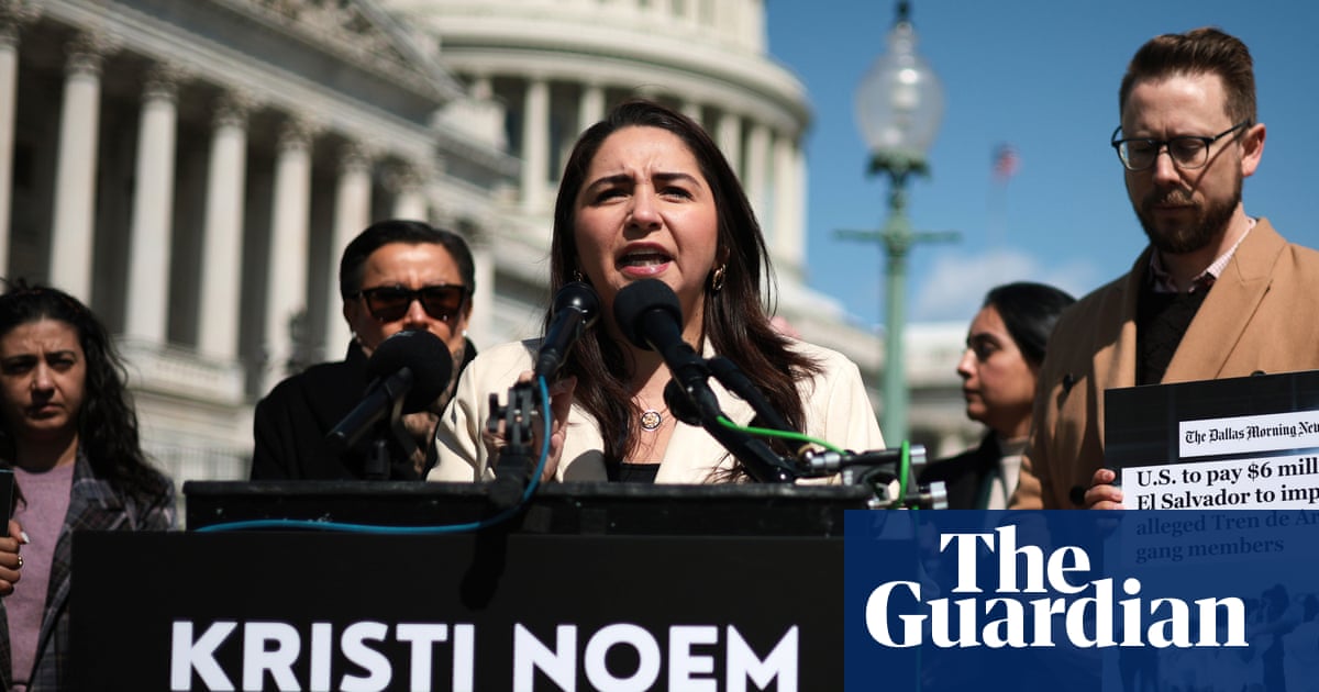 Kristi Noem meets with Democratic lawmaker in ‘combative’ meeting about ICE conduct