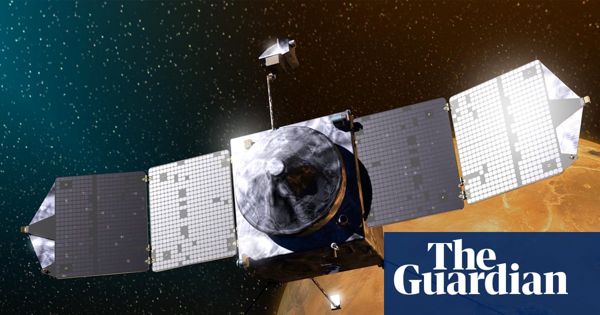 Nasa loses contact with spacecraft orbiting Mars for more than a decade