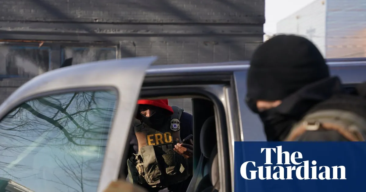 Anger at Detroit police U-turn over officers’ call to border agents