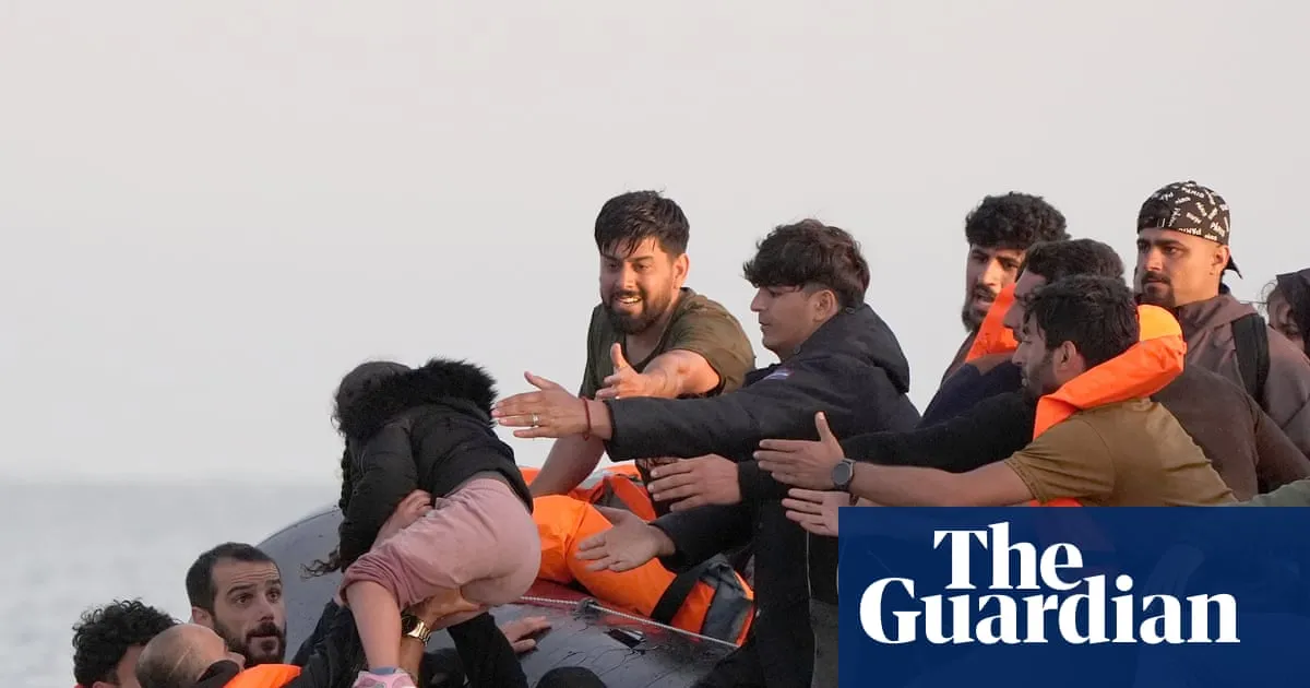 Deaths of 22 children in Channel due to ‘catastrophic failure’ by UK and France, NGO says
