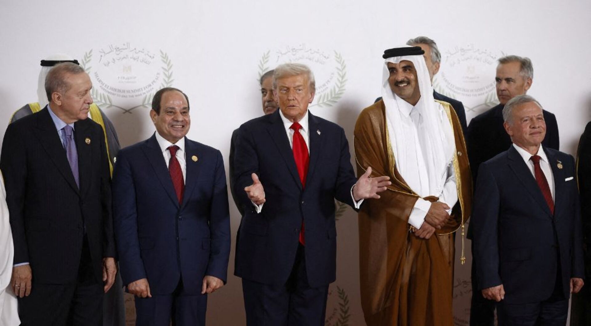 What are the challenges in forming a stabilisation force in Gaza?