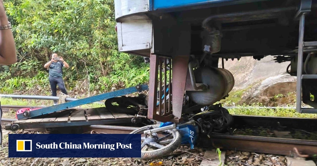 Quick-thinking villagers in Malaysia’s Sabah stop runaway train with rail trolley