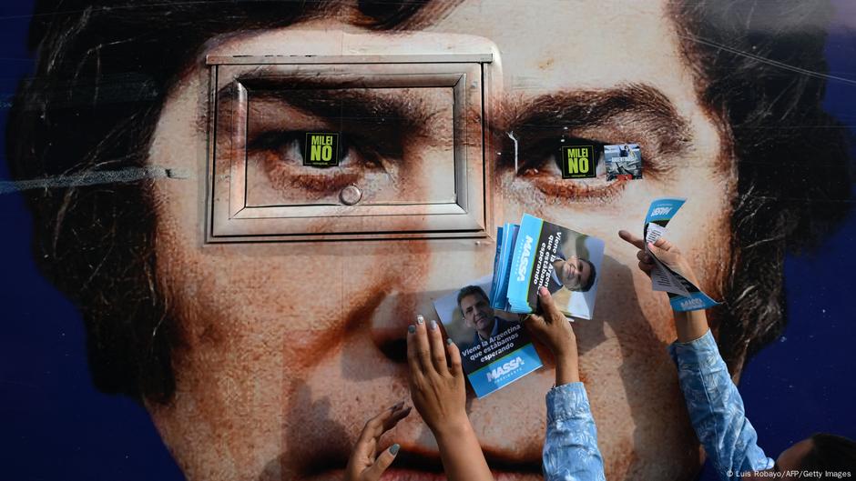 Polls close in Argentina's key midterm election for Milei