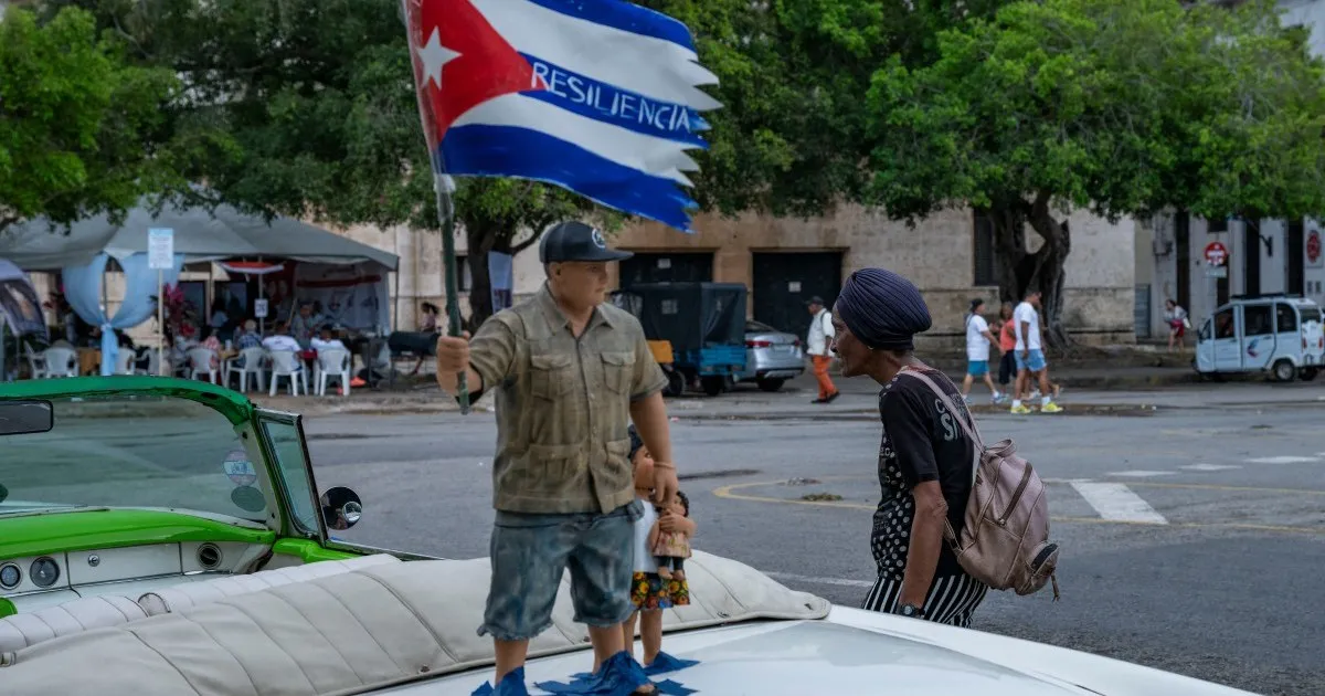 Cuba hit by widespread blackout; Ecuador expels Havana’s ambassador, staff