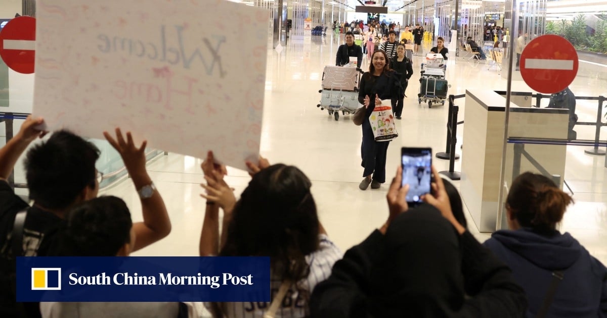 Asian airlines emerge on top as travellers fight for flights out of Middle East