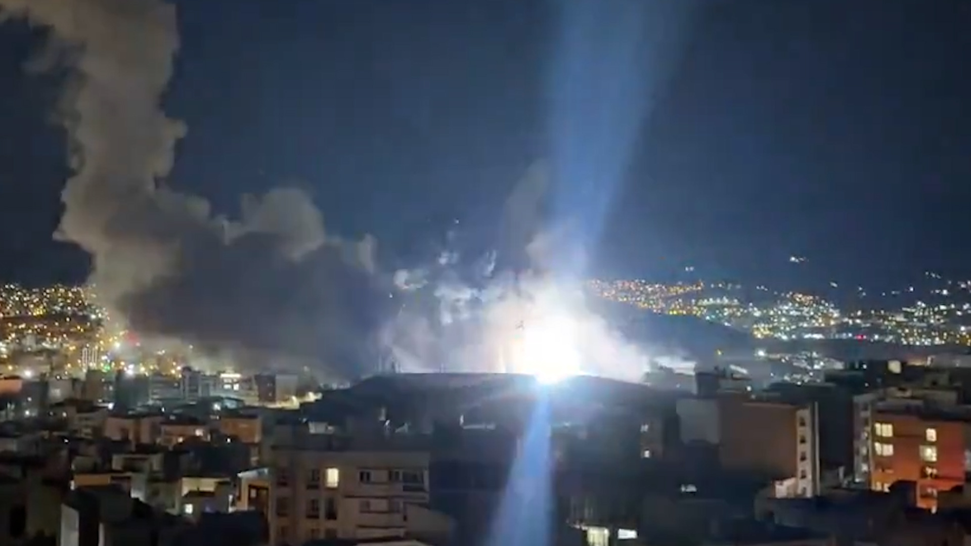 Video: Intense US-Israeli bombardment across Iran