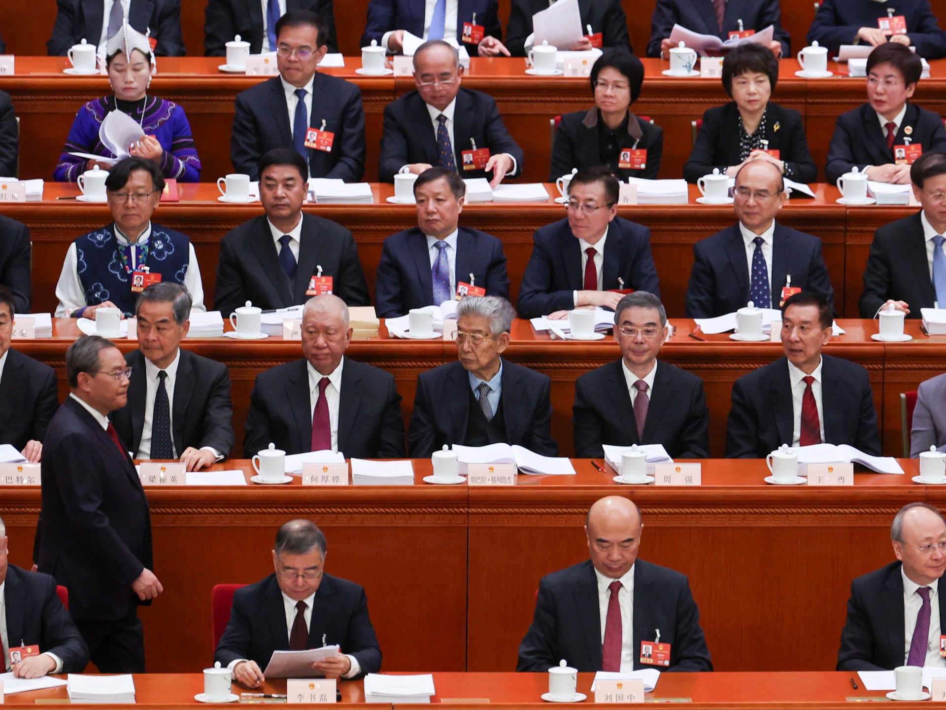 China economic growth target set below 5% for the first time at key meeting