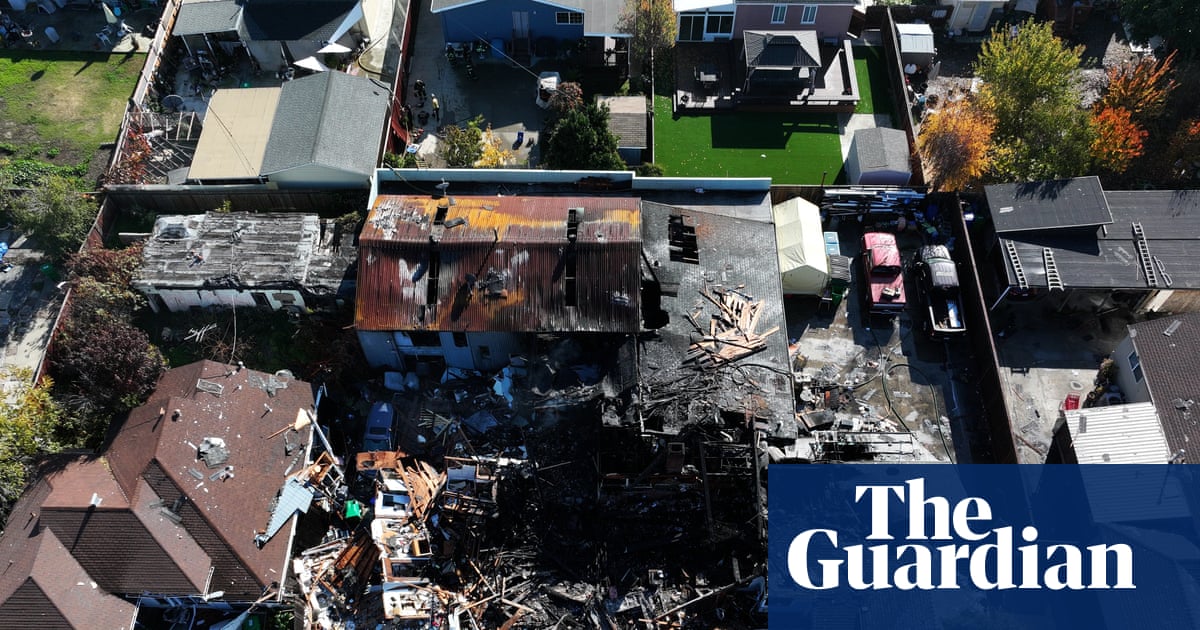 Gas explosion in San Francisco Bay Area injures at least six people