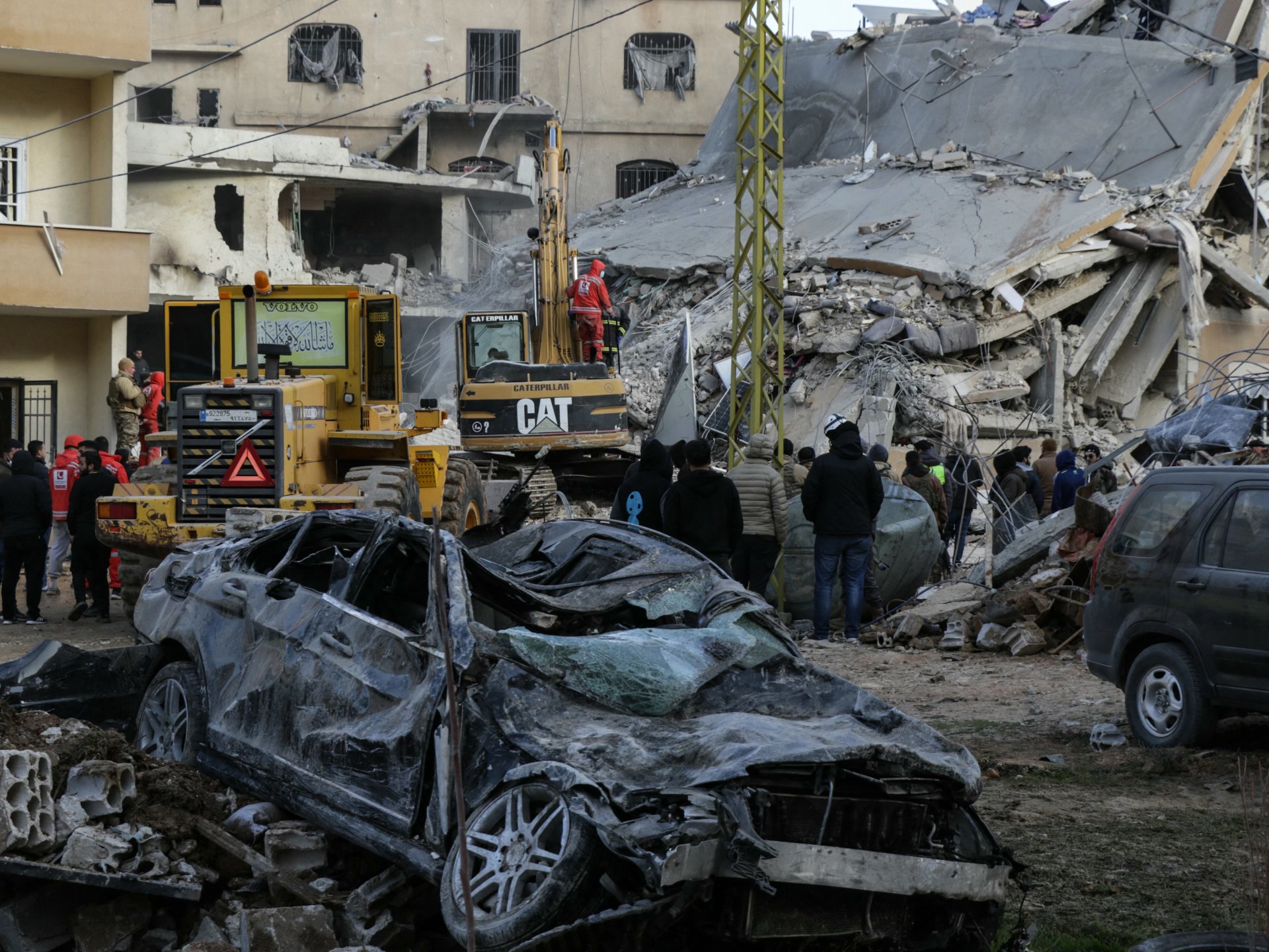 Israel kills more than 100 Lebanese as it commands Beirut residents to flee