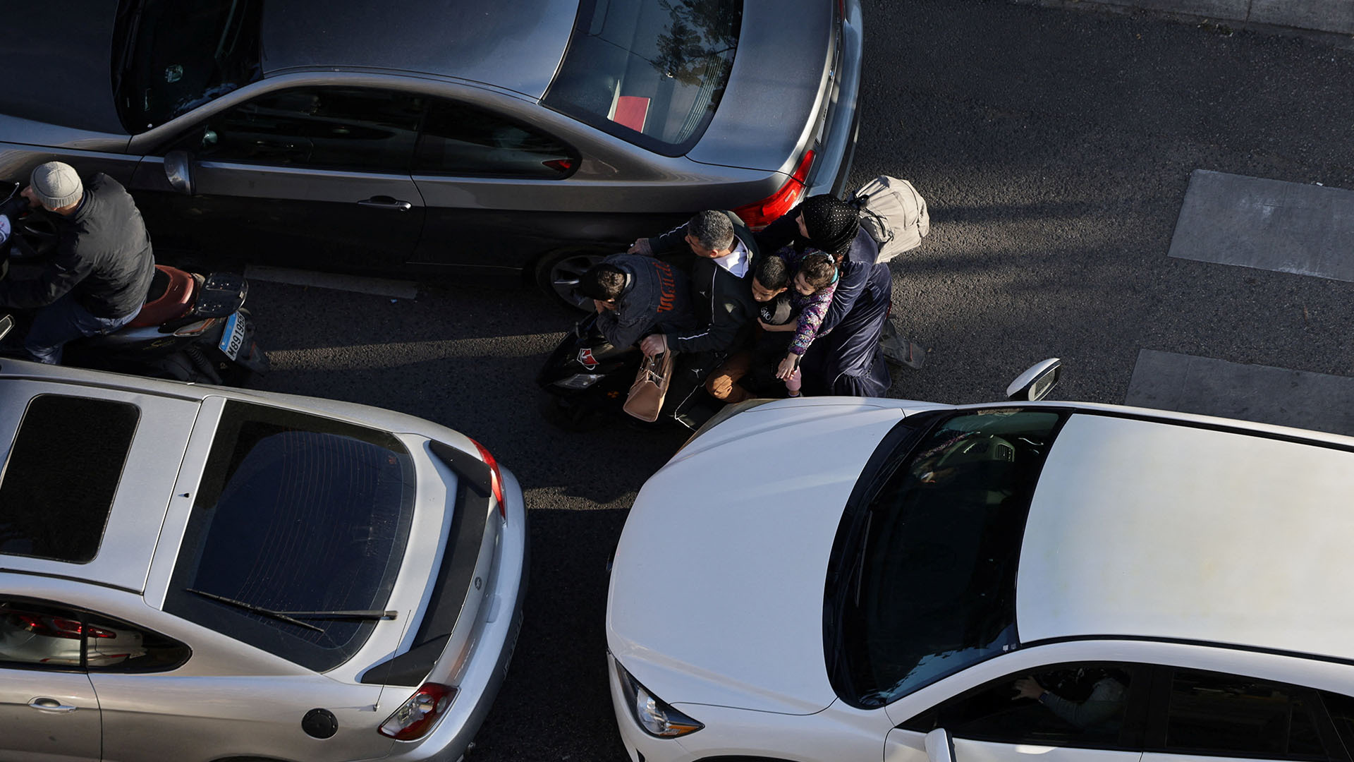 Traffic chaos in Beirut as Israel issues forced evacuation order