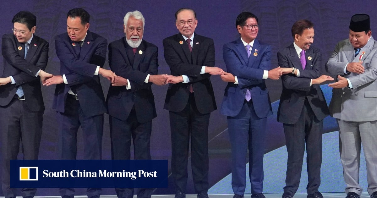 Who’s who? RTM says sorry after confusing 3 Asean leaders with predecessors
