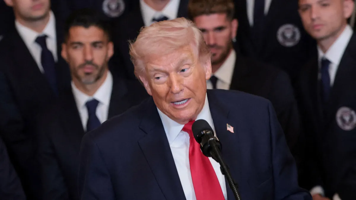 Trump offers immunity to IRGC, Iranian police who ‘lay down their arms’