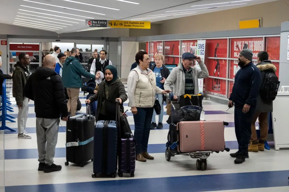 Americans stuck in the Middle East recount finding their way home with little government help