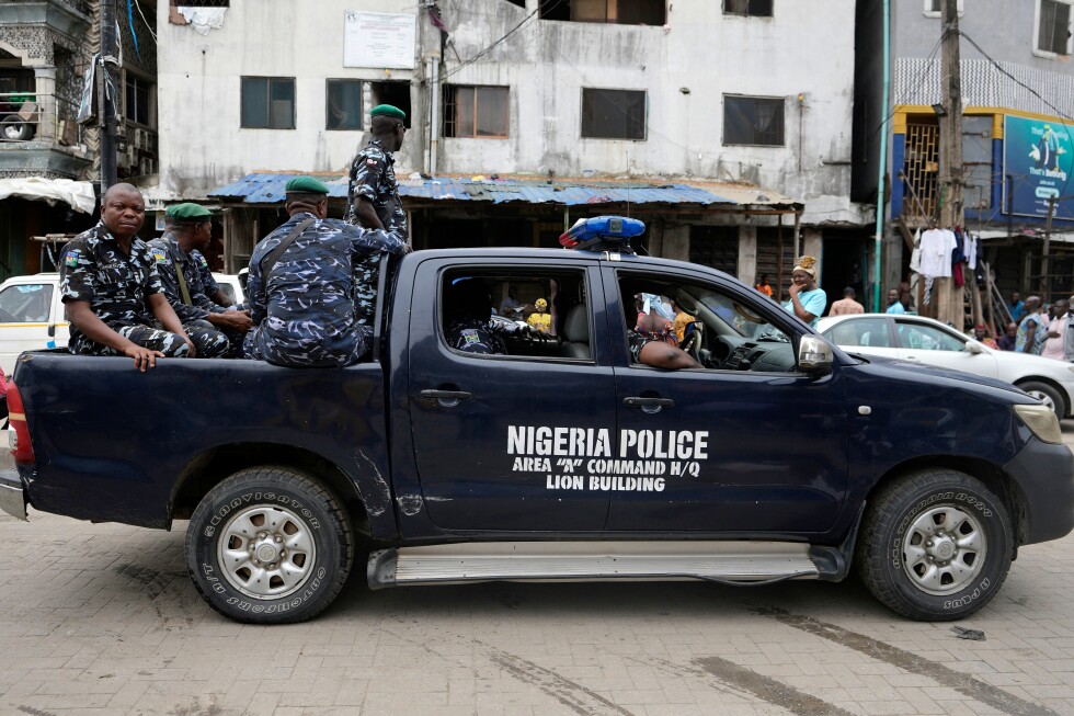 Islamic militants abduct more than 300 people in northeastern Nigeria, officials say
