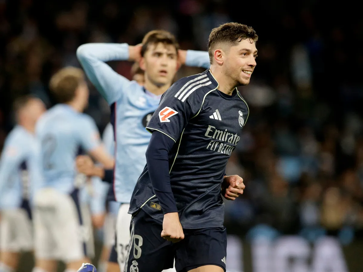 Real Madrid beat Celta Vigo to close on Barcelona with Valverde late goal