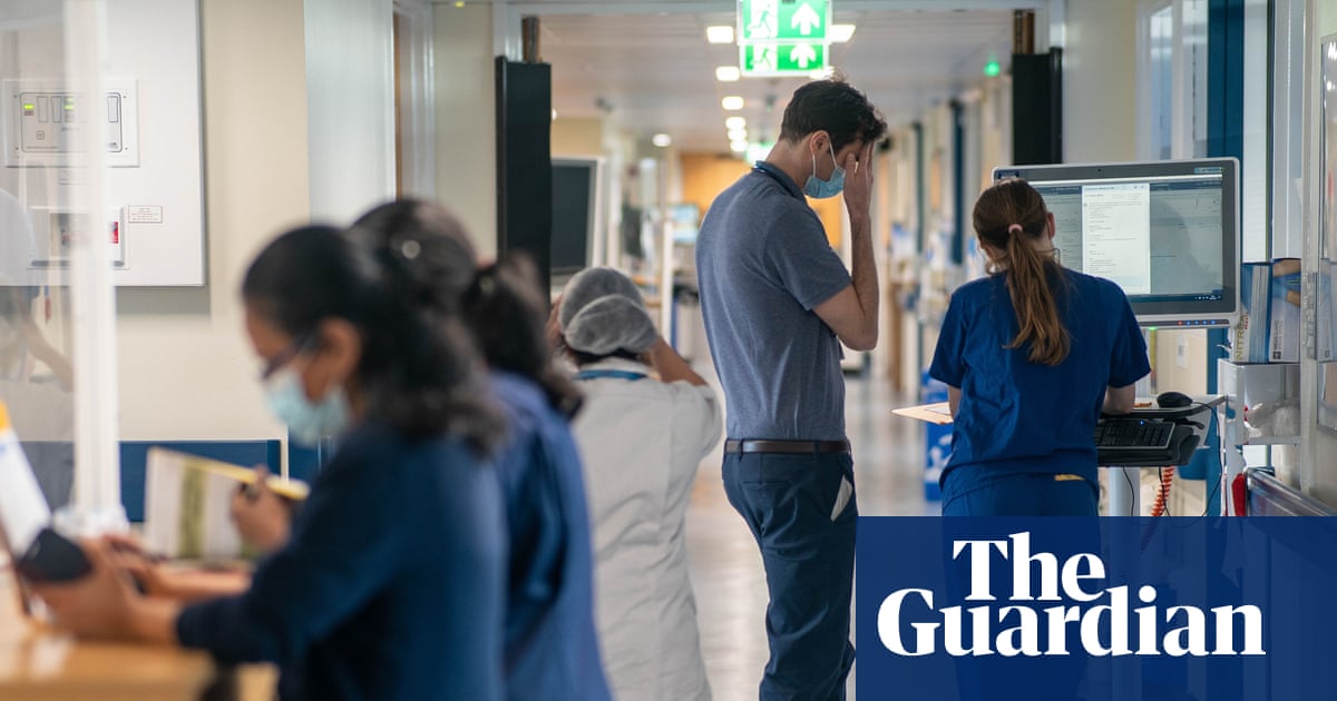 Strikes could collapse flu-hit NHS amid worst crisis since Covid, says Streeting