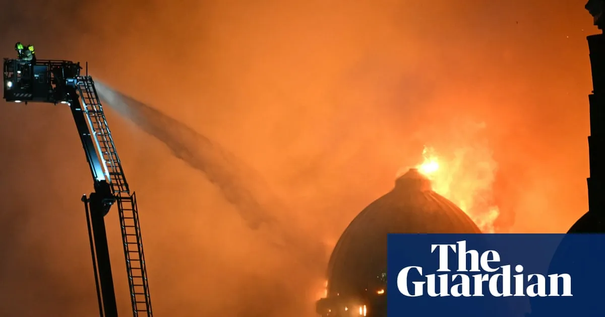 Fire near Glasgow Central station causes major rail disruption