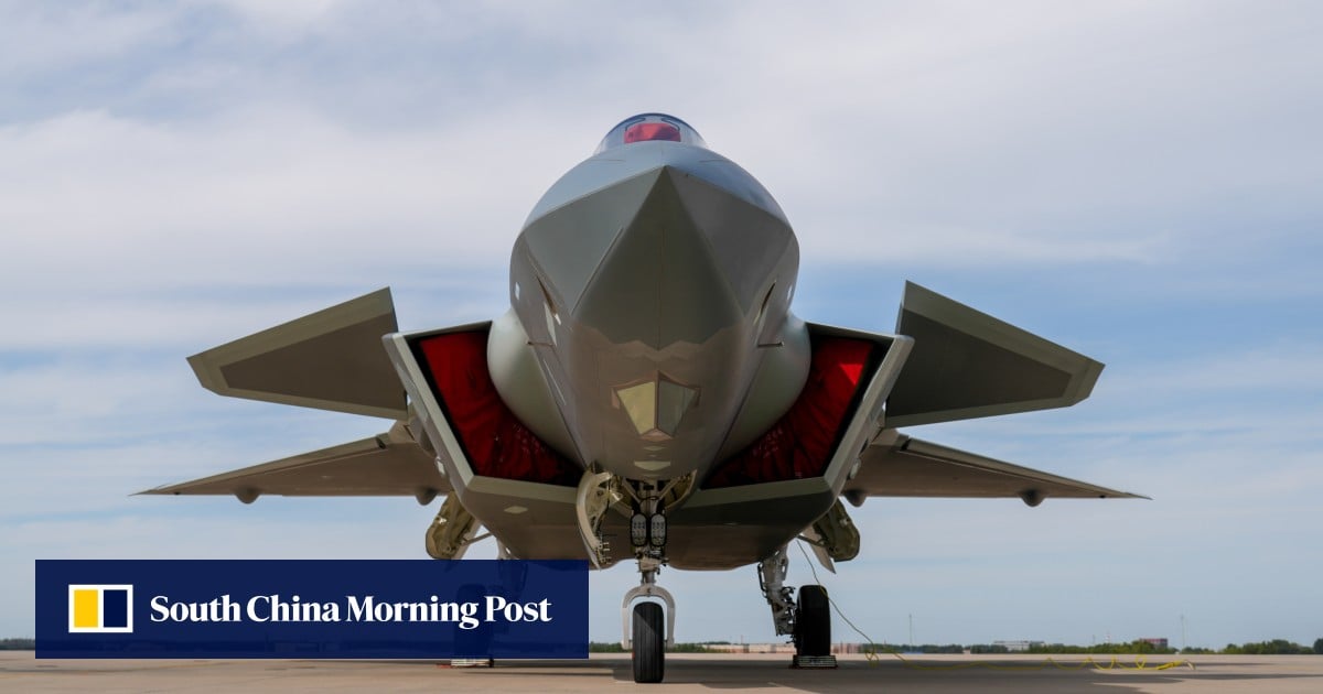 Why have China’s arms imports plummeted by 72% over the past 5 years?