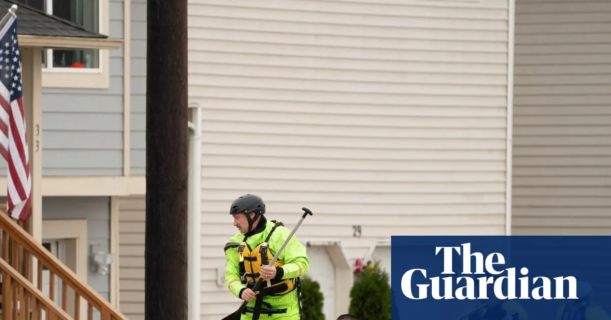 Flooding remains threat in Pacific north-west as Washington declares emergency
