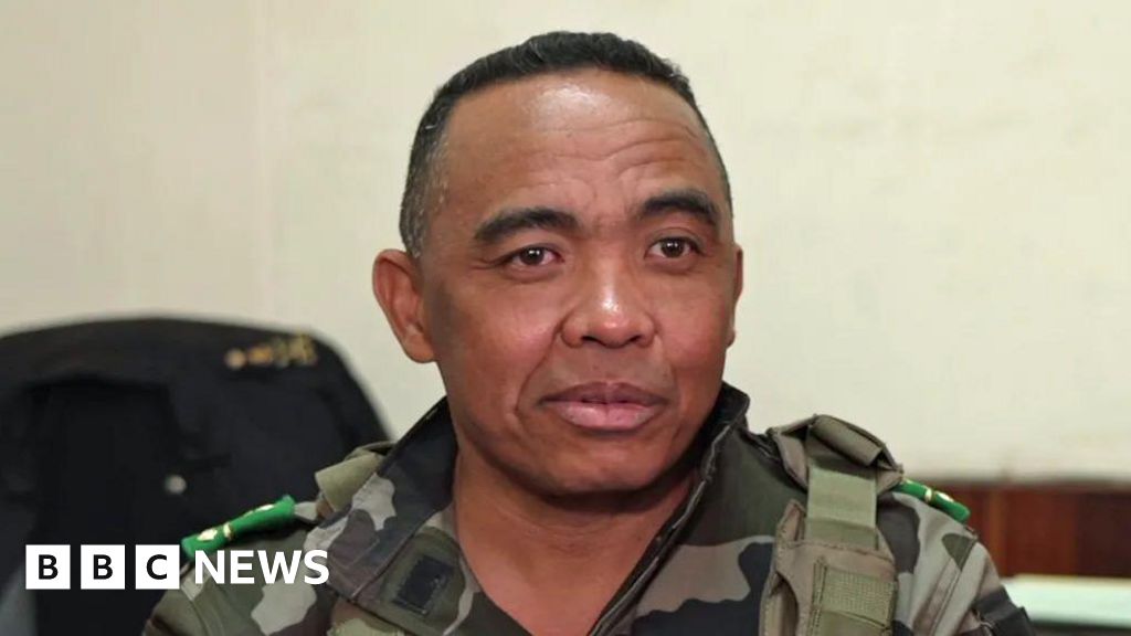 Madagascar military leader sacks cabinet in surprise move 