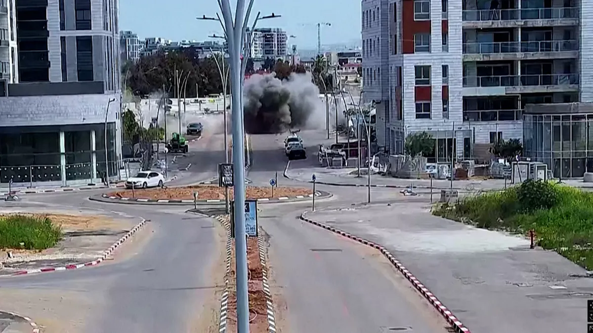 Iranian missile strikes central Israel amid escalating attacks