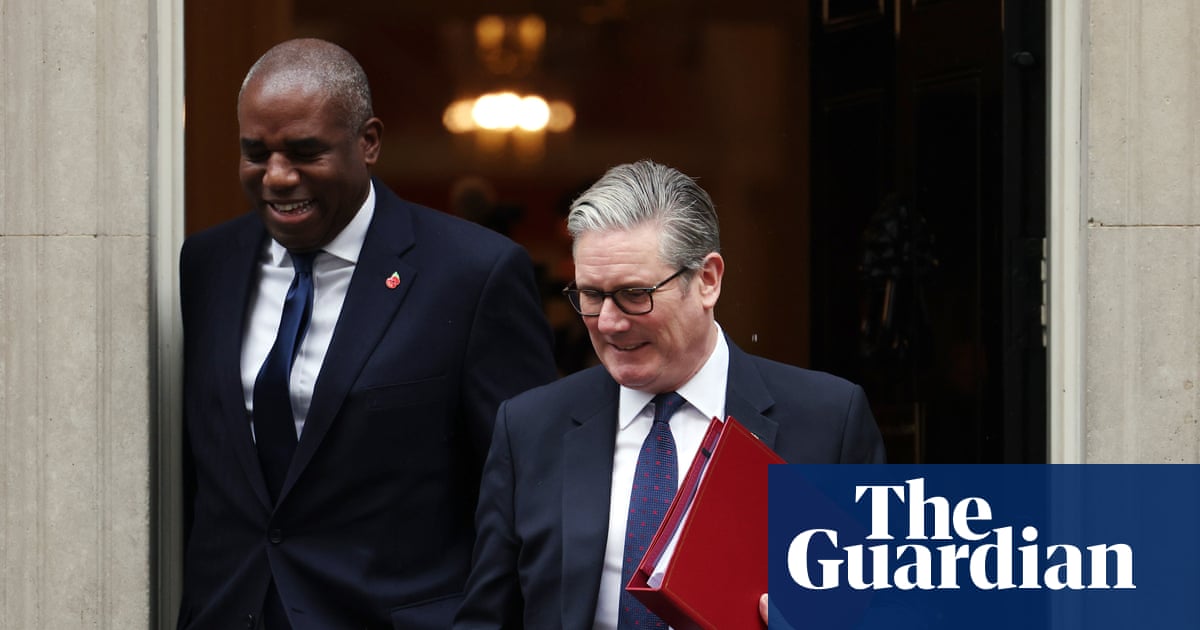 Thousands of lawyers urge Keir Starmer to rethink plans to cut jury trials