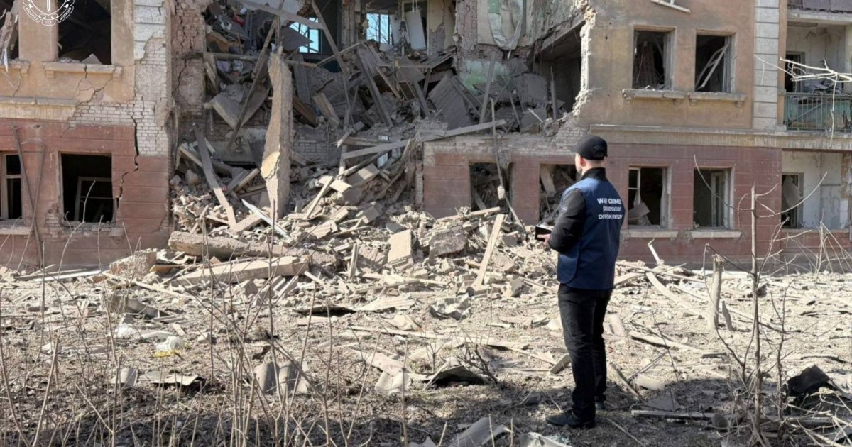 Russian attack kills four in Ukraine’s Sloviansk as both sides claim gains