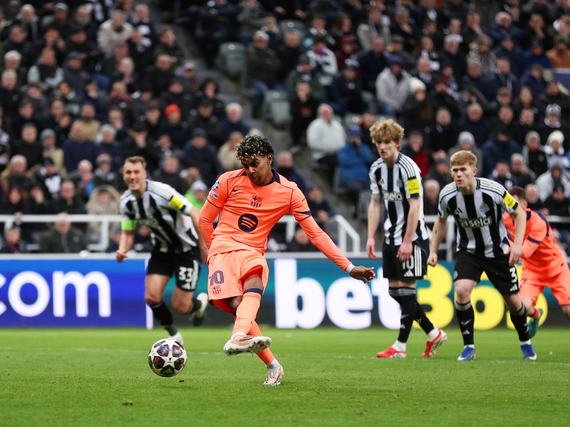 Late Yamal penalty earns Barcelona draw at Newcastle in Champions League