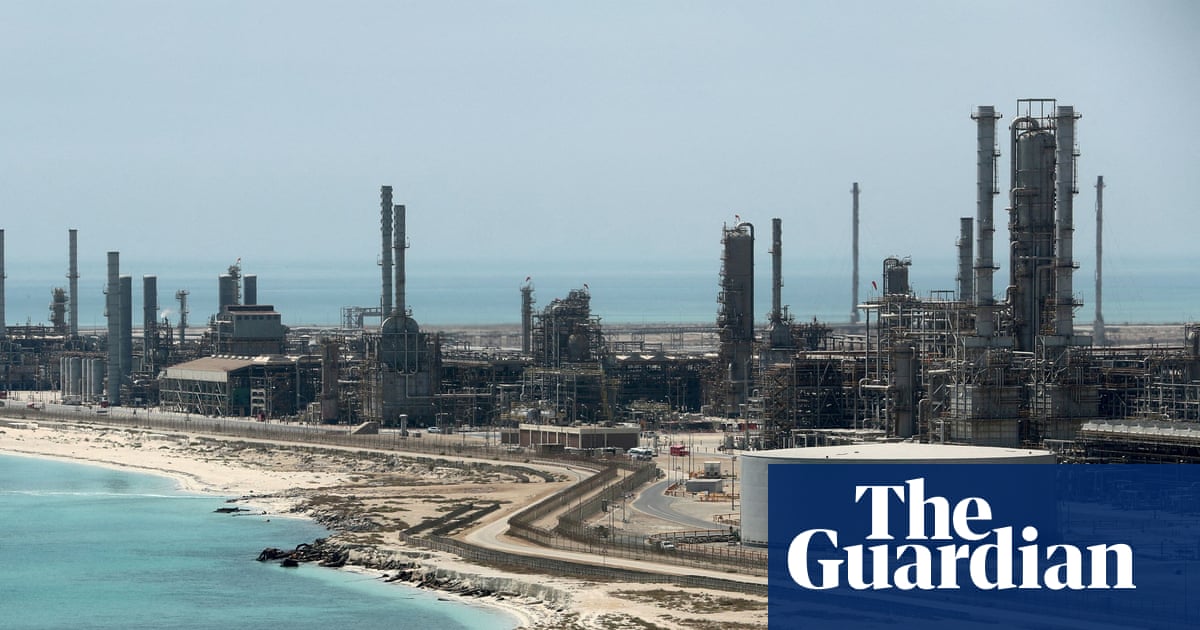 Reaching net zero by 2050 ‘cheaper for UK than one fossil fuel crisis’