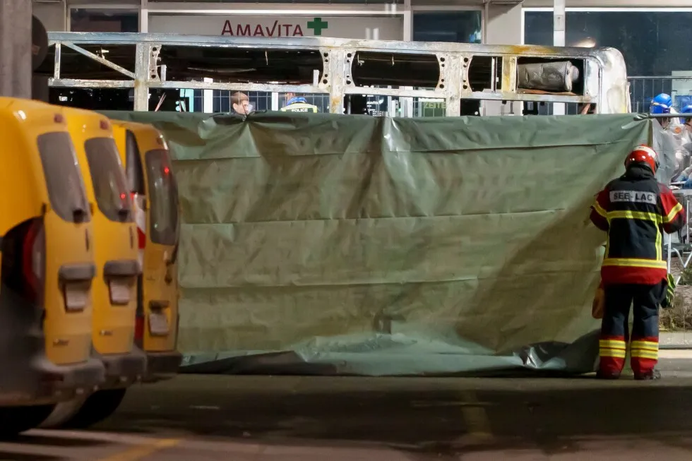 Fire engulfs a bus in Switzerland, killing 6 people and severely injuring 3 others