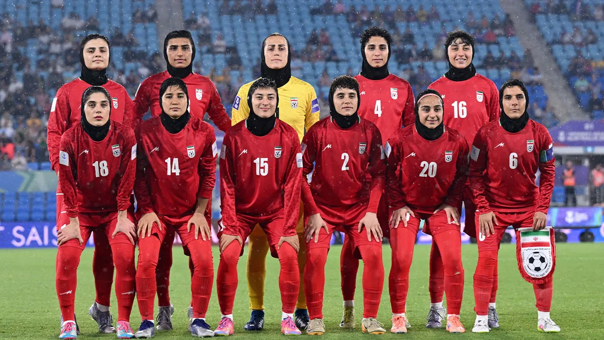 Iranian female footballer changes mind on Australian asylum offer