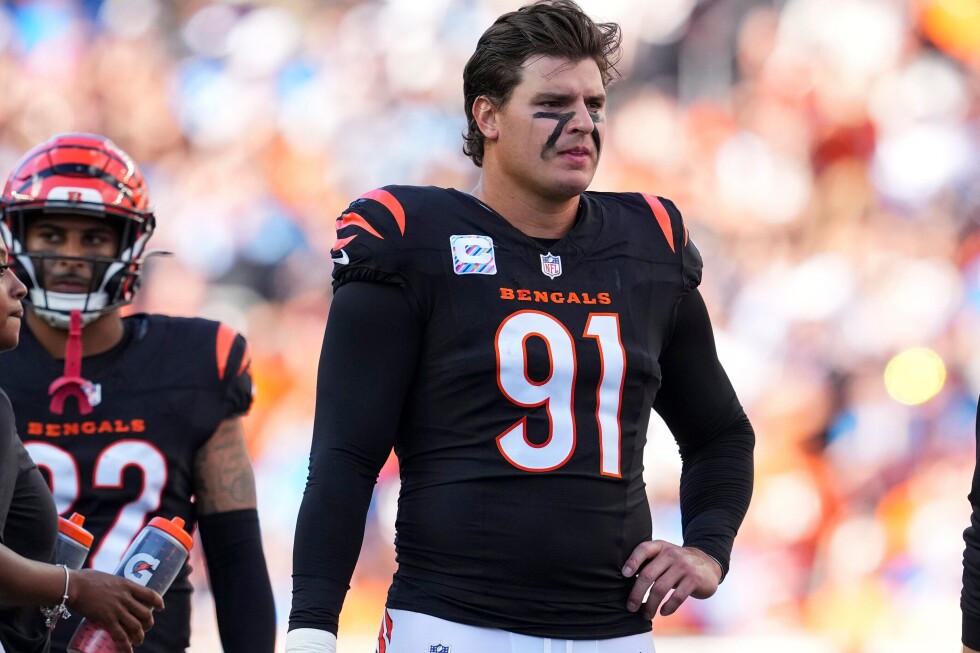 Star edge rusher Trey Hendrickson heading to Baltimore on 4-year, $112 million deal, AP source says