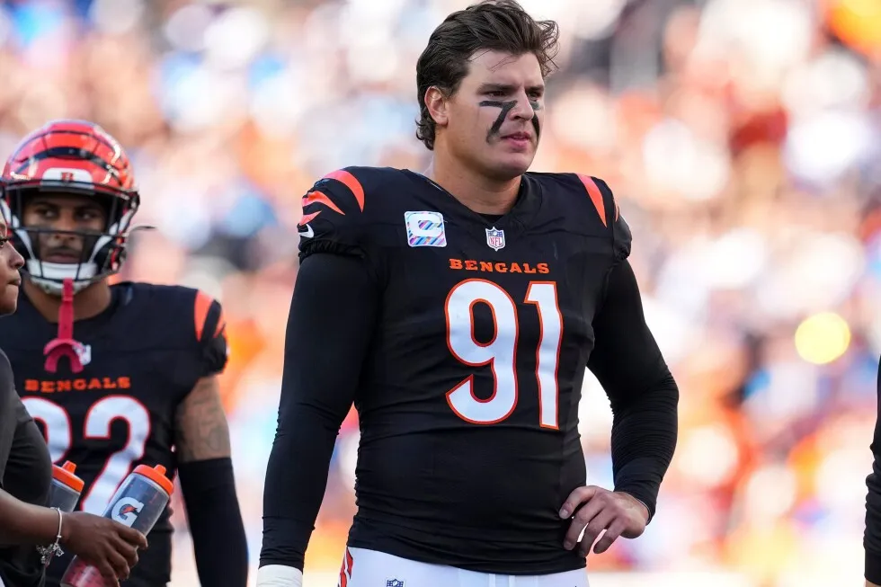 Star edge rusher Trey Hendrickson heading to Baltimore on 4-year, $112 million deal, AP source says