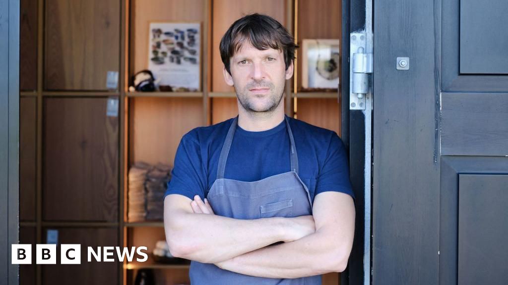 Noma head chef resigns from restaurant amid abuse allegations 