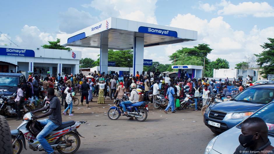 Mali closes schools, unis, as jihadis block fuel supply