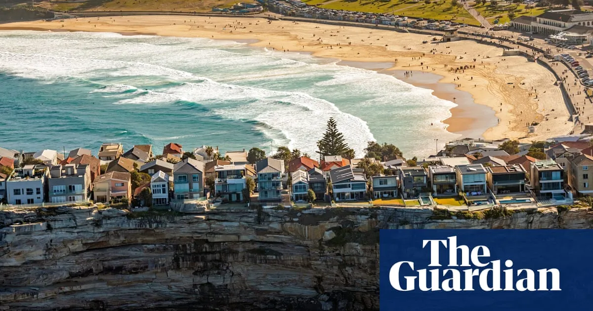Capital gains tax discount ‘overwhelmingly’ benefits investors in Australia’s richest electorates, analysis shows