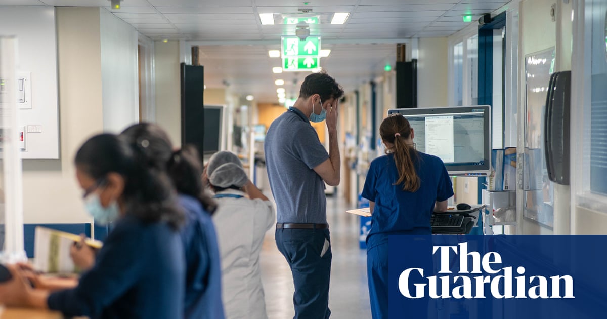 Hundreds of thousands of NHS staff in England attacked and harassed, survey shows