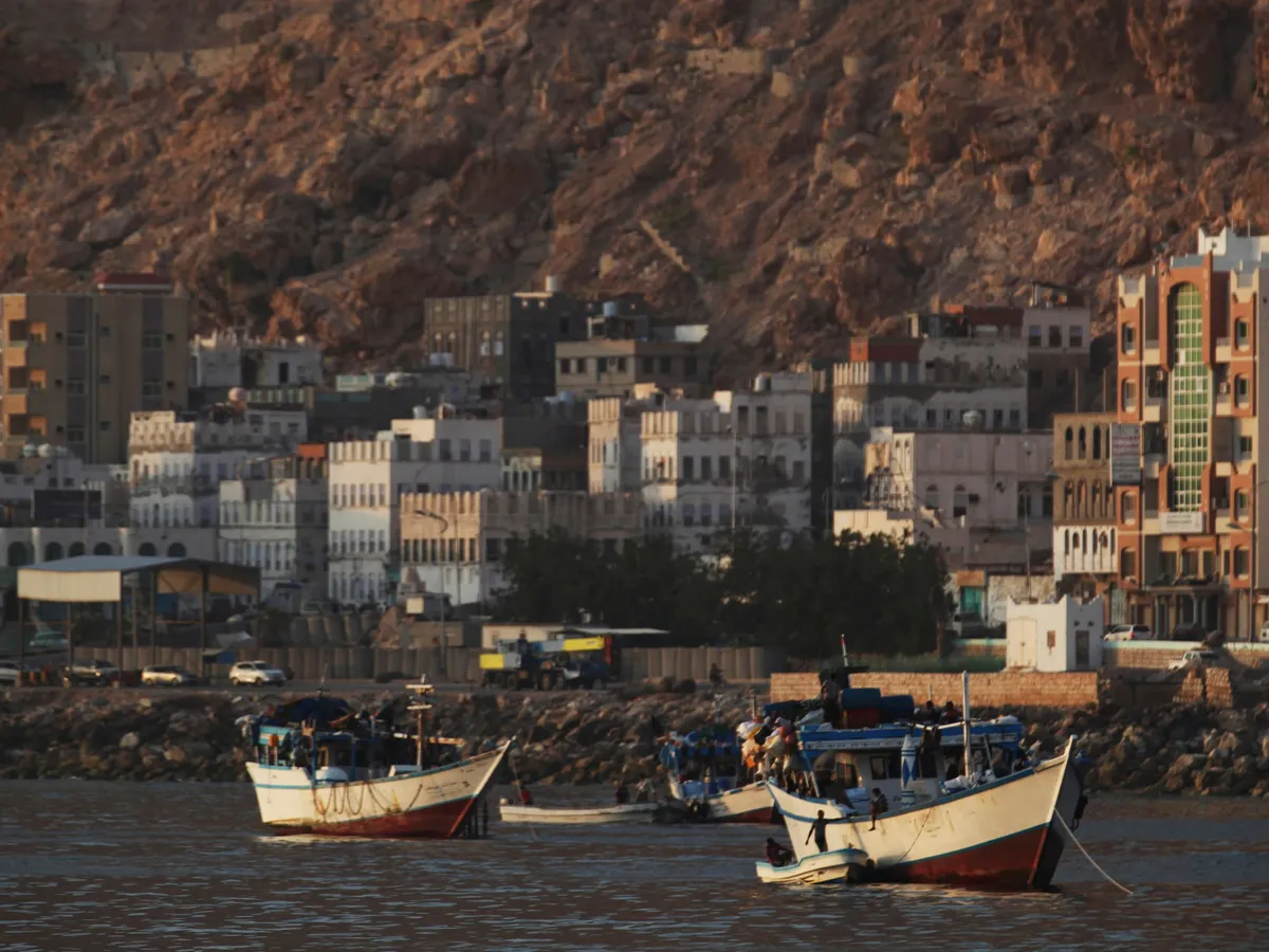 Yemeni ports face shipping fee hike amid Iran conflict