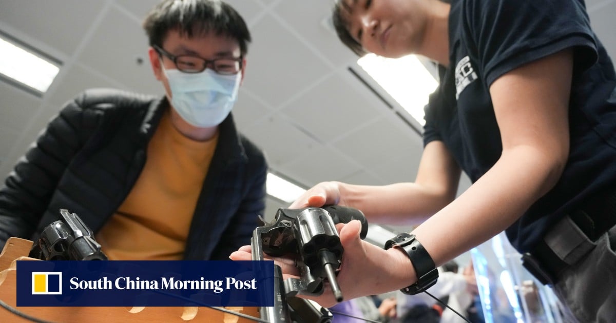 Hong Kong’s anti-corruption agency seeks 50 new officers, refuses to ease criteria