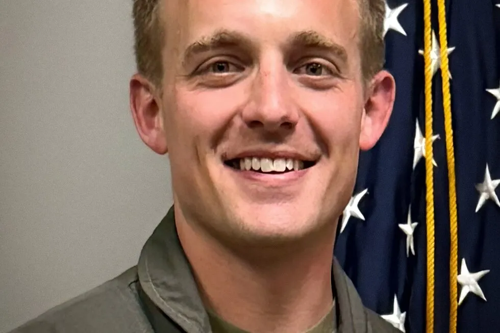 Crew of fatal US military crash included Alabama father and several from Ohio