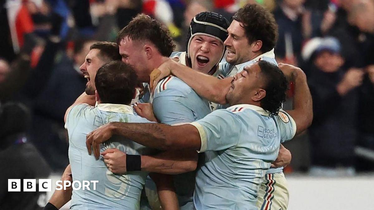 France take title with thrilling last-gasp win over England
