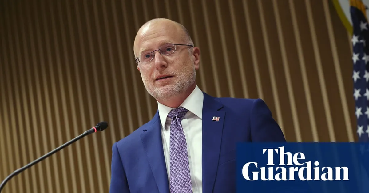 Republican rebukes FCC chair’s threats to revoke broadcast licenses over Iran war