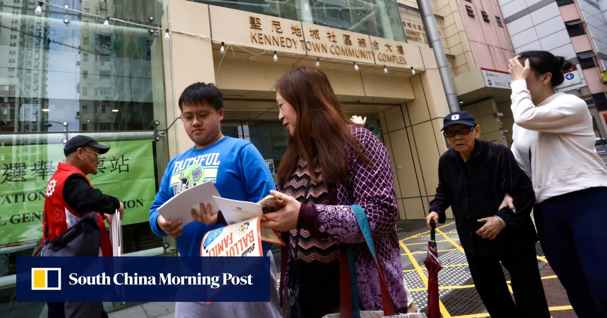 Hong Kong in new push to get young people to register as voters