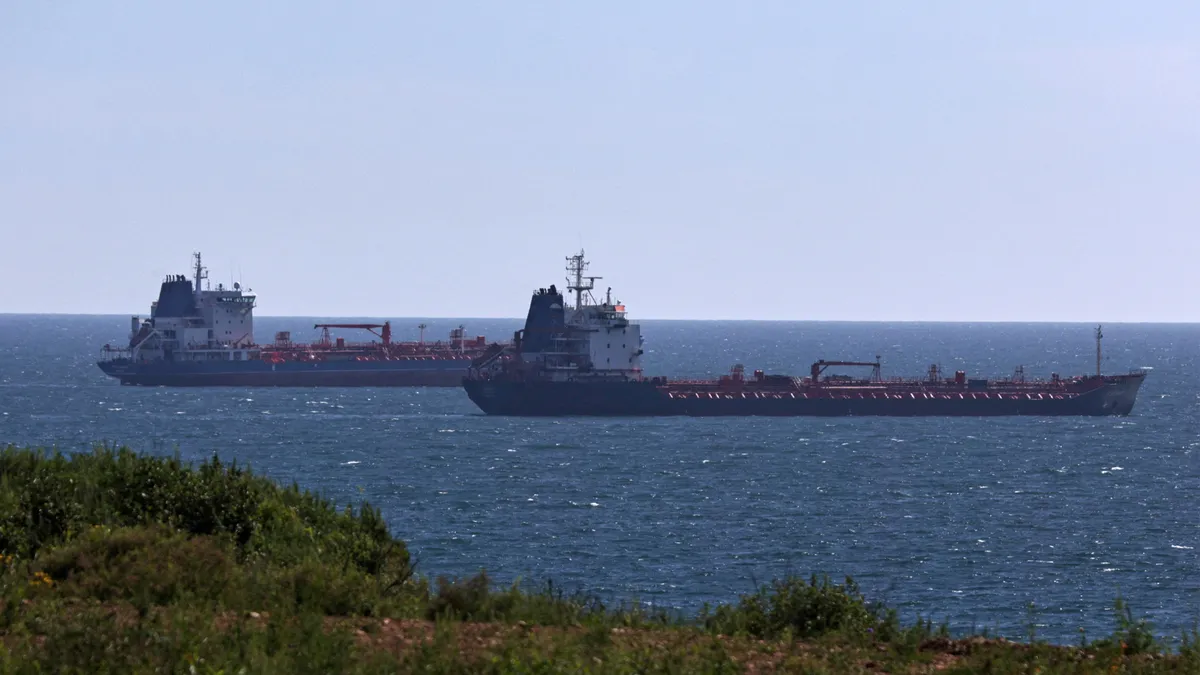 Is Russia benefitting from the Iran war?